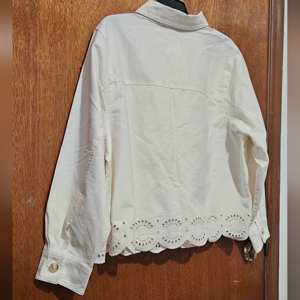 LC Lauren Conrad/ Trucker Jacket /100% cotton /eyelet hem/ plus size/ivory color - Picture 8 of 13